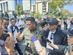Dukung Proses Hukum, Ratusan Massa di DPRD Kalsel Minta Penyidik Profesional Tangani Dugaan Kasus UU ITE