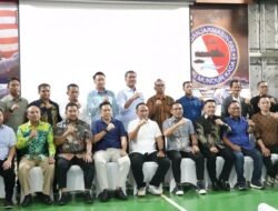 Malam Keakraban di Atas KRI Banjarmasin-592, TNI AL dan Pemkab Kotabaru Perkuat Sinergi untuk Negeri