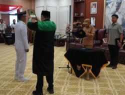 Bupati Kotabaru Lantik Kades Antar Waktu Sungai Pinang, Tekankan Amanah dan Tanggung Jawab