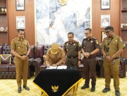 Bupati Kotabaru Perkuat Sinergi Hukum dengan Kejari, Hadapi Potensi Gugatan dan Persoalan Hukum