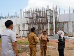 Tinjau Pusat Perkantoran Sebelimbingan, Bupati Kotabaru Targetkan 4 Gedung Rampung