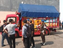 Patroli Bea Cukai dan Denpom Temukan Rokok Ilegal di Trisakti